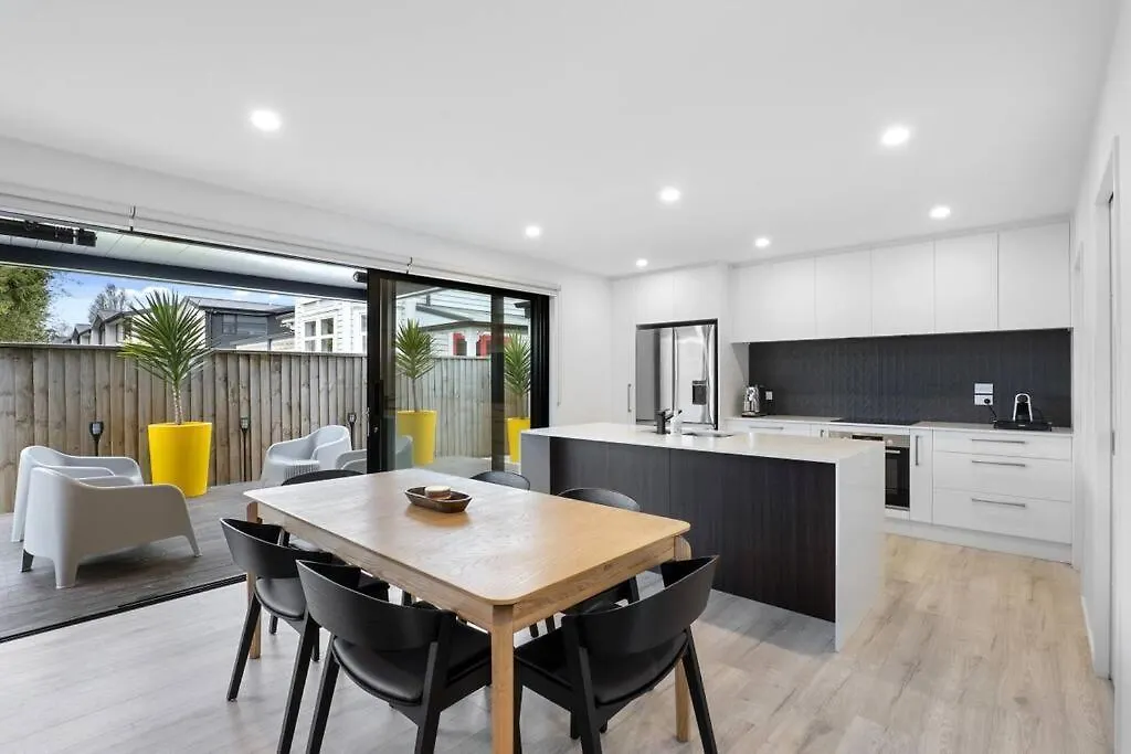 Peterborough Hideaway Villa Christchurch Feriehus